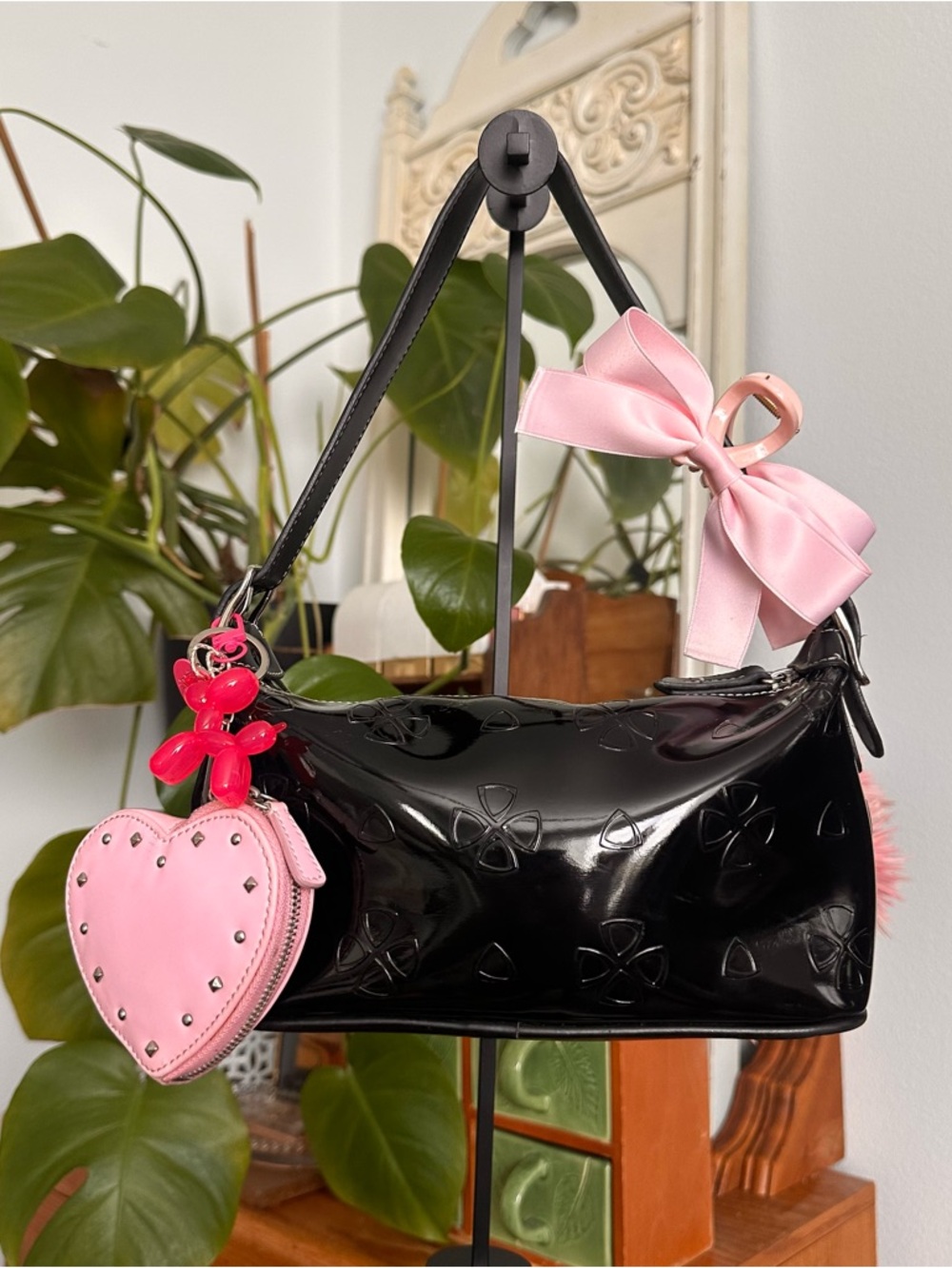 Y2K vintage Black Patent Shoulder Bag Liz Claiborne (charms not included)